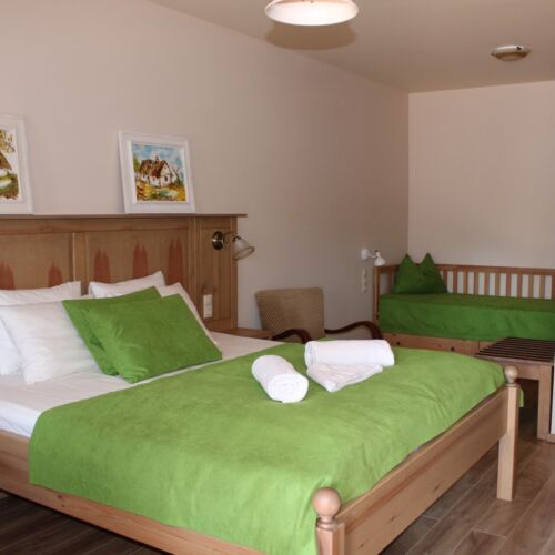 Pokoj s klimatizací pro 4 os. s výhledem do dvora