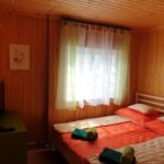 Whole House Chalet for 2 Persons with Garden