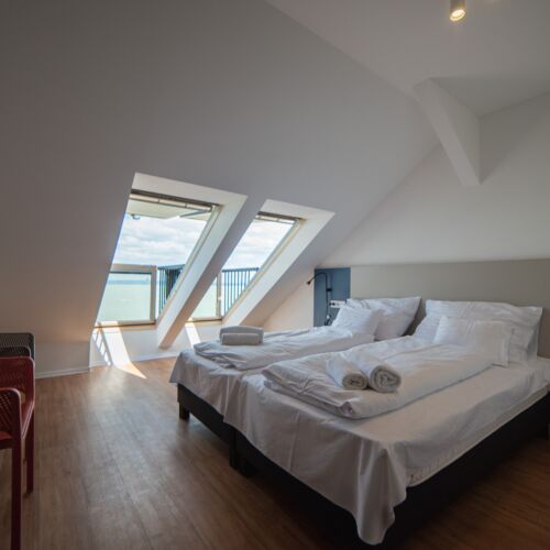 Suita familial(ă) comunicantă cu 2 camere pentru 4 pers.