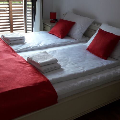 Camera cvadrupla family cu balcon