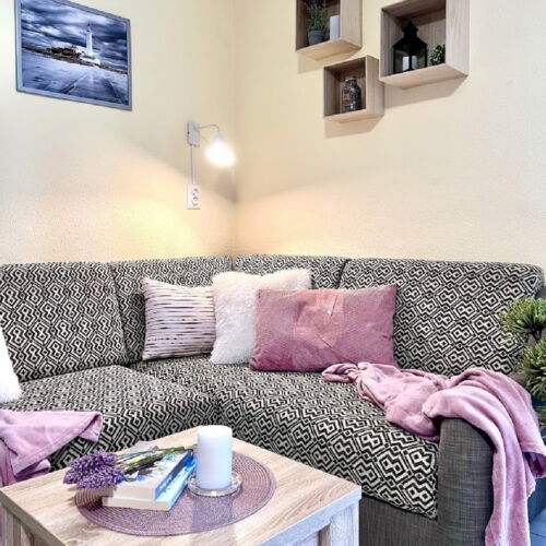 Apartament la etaj cu aer condiționat cu 2 camere pentru 4 pers. (se poate solicita pat suplimentar)