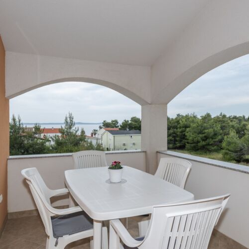 Apartament family cu vedere spre mare cu 3 camere pentru 4 pers.