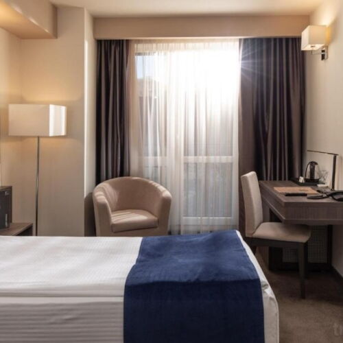 Camera single economy