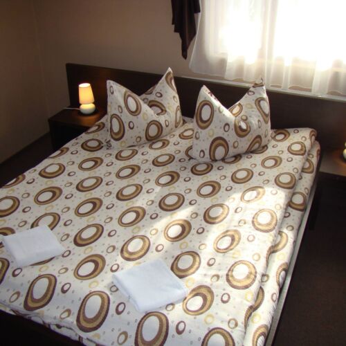 Camera tripla cu balcon