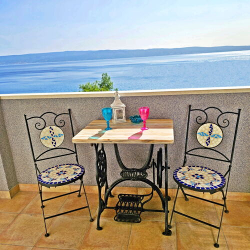 Sea View 2-Room Apartment for 5 Persons 