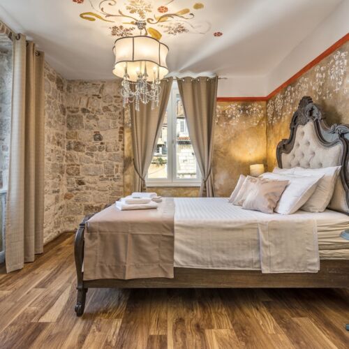 Upstairs Queen Double Room