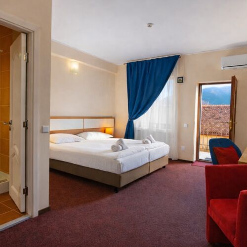 Camera dubla superior