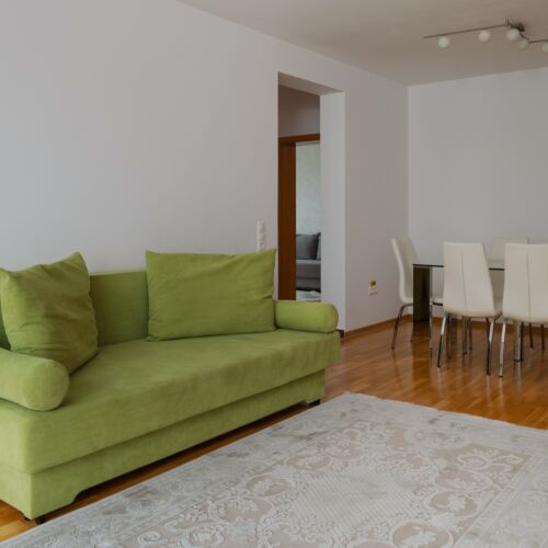 Business Apartman s privátní koupelnou mimo apartmán pro 6 os. se 3 ložnicemi