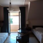 Upstairs Romantic 1-Room Apartment for 2 Persons (extra bed available)