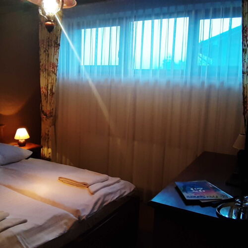 Economy  Izba pre 2 os.