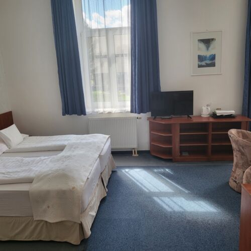 Comfort Balcony Double Room (extra bed available)