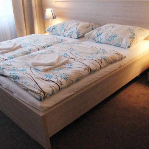 Premium Izba so sprchou pre 2 os. (s možnosťou prístelky)