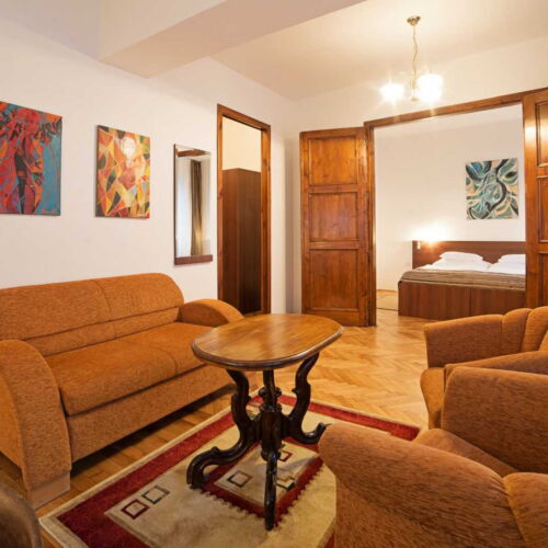 Pokoj se sprchou  pro 4 os.