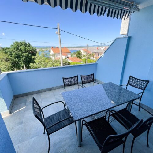 2-Room Family Air Conditioned Apartment for 5 Persons
