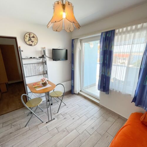 Sea View 2-Room Family Apartment for 4 Persons