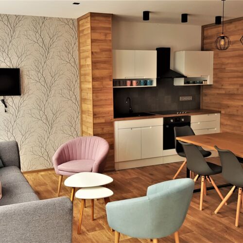 Ground Floor 3-Room Air Conditioned Apartment for 6 Persons