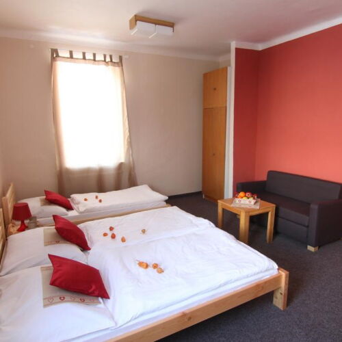 Pokój 3-osobowy z prysznicem z balkonem