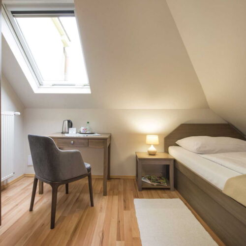 Einzelzimmer mit Dusche