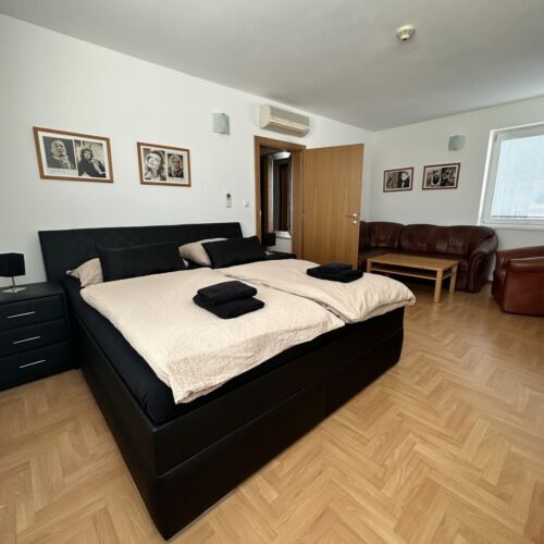 Pokój 4-osobowy na piętrze Art