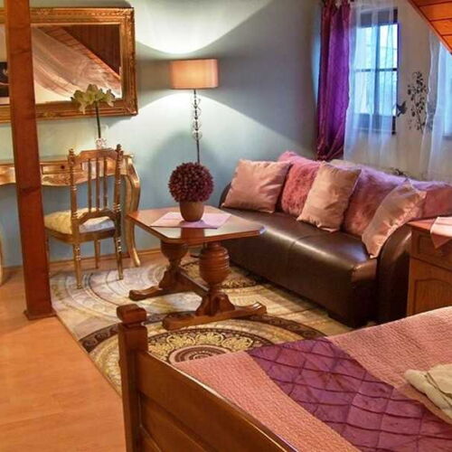 Double Room with Shower (extra bed available)