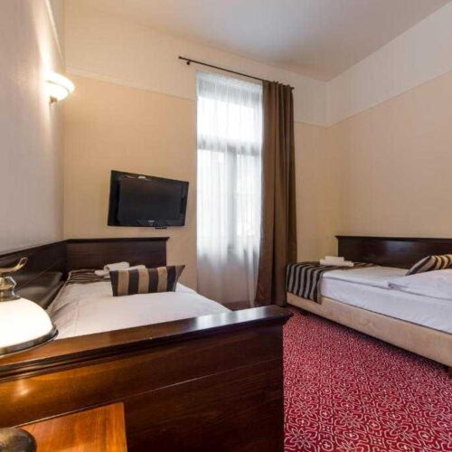 Standard Pokoj se sprchou pro 2 os.