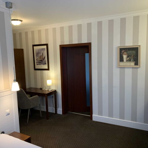 Upstairs Quadruple Room ensuite