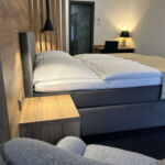 King size bed twin room with terrase and air-conditioner (Nr. 4)