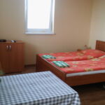 Twin Room with Shower and Kitchenette (extra bed available)