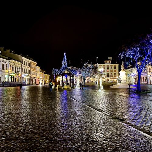 Apartman (jako celek) s balkónem pro 4 os. s výhledem na hrad