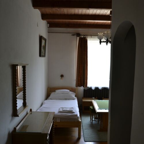 Pokój 2-osobowy z łazienką z dostępem do ogrodu