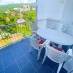 Rodinný Apartman pro 5 os. se 3 ložnicemi s výhledem na moře