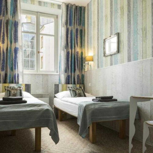 Pokój 2-osobowy Standard z prysznicem (możliwa dostawka)