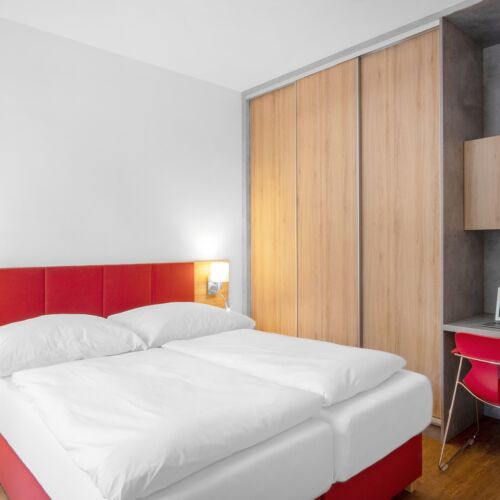 Upstairs 1-Room Family Apartment for 2 Persons
