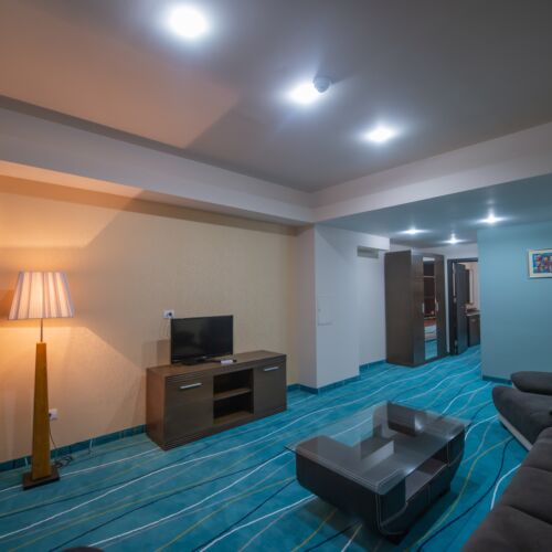 Apartament standard junior cu 2 camere pentru 3 pers.