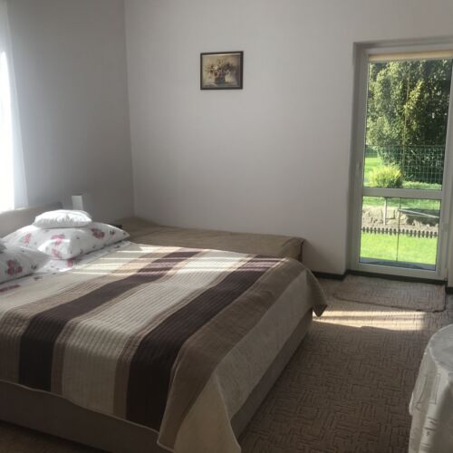 Pokój 3-osobowy na piętrze z widokiem na ogród