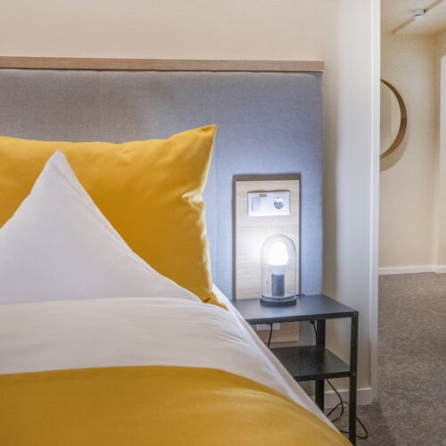 Apartament superior la etaj cu 2 camere pentru 4 pers.