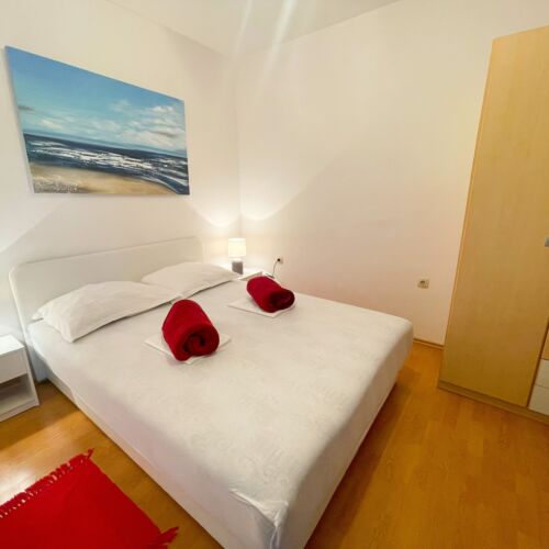 2-Room Family Air Conditioned Apartment for 4 Persons