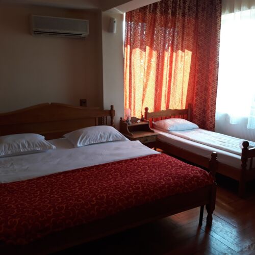 Quadruple Room ensuite (extra bed available)