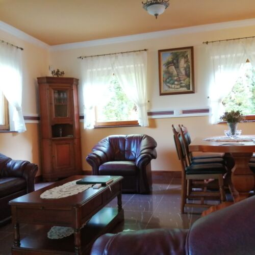 Domek letniskowy 6-osobowy cały dom z widokiem na las