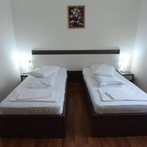 1-Room Suite for 4 Persons