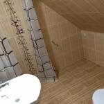 Erdőre néző fürdőszobás négyágyas szoba