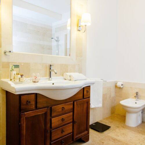 Camera tripla executive