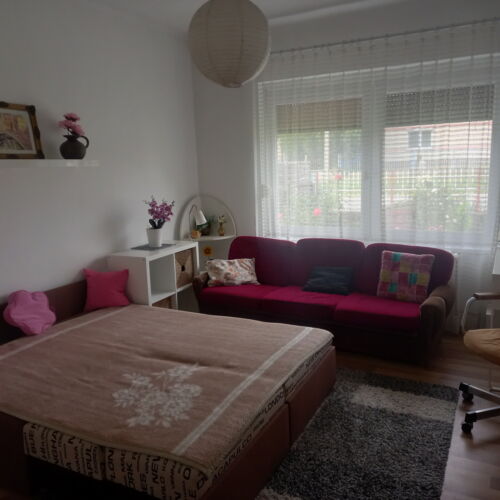 Apartament 5-osobowy parterowy Economy (możliwa dostawka)