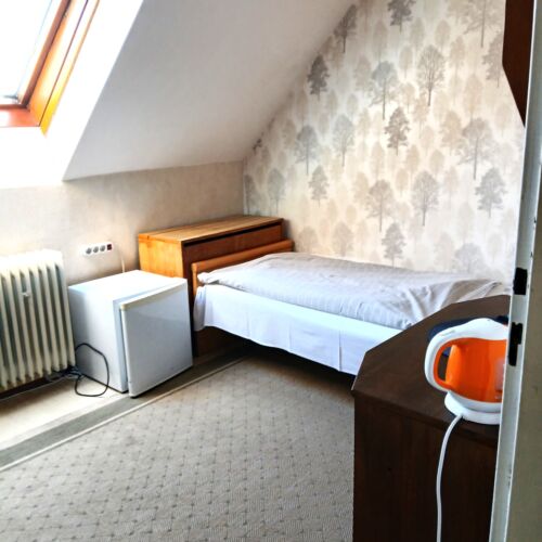 Pokoj pro 1 os. na poschodí 