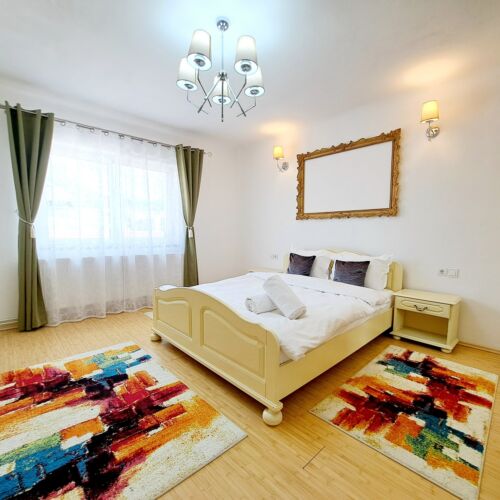 Apartament la etaj întreaga unitate cu 3 camere pentru 5 pers.