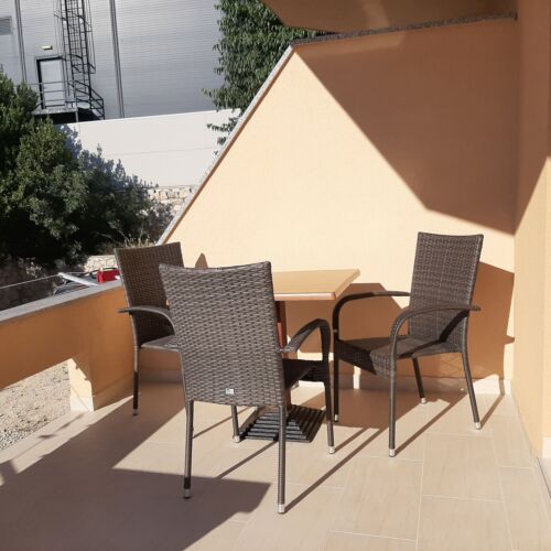 Apartament 3-osobowy z klimatyzacją na parterze z 2 pomieszczeniami sypialnianymi