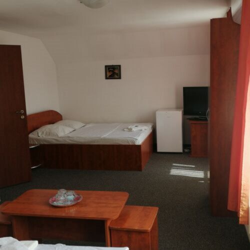 Camera cvadrupla family cu balcon
