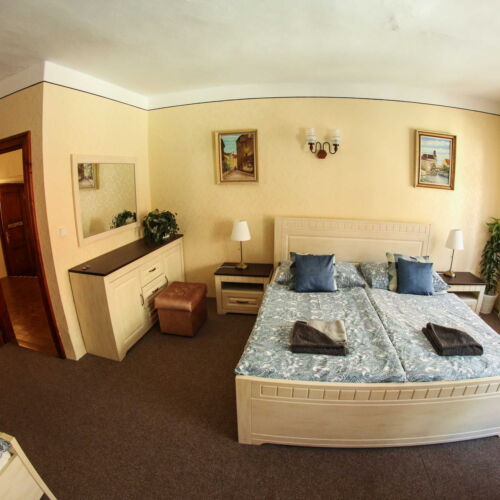 Junior Pokoj se sprchou pro 4 os.