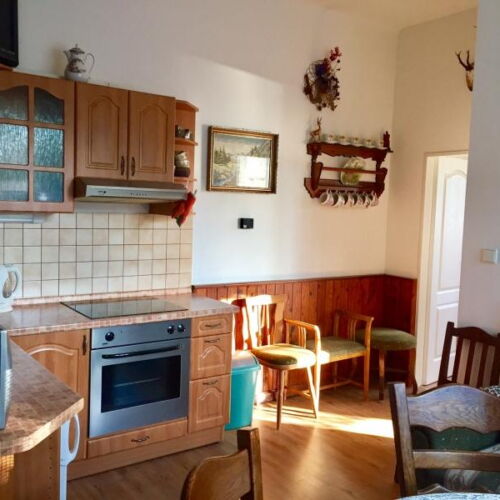 City View 2-Room Apartment for 6 Persons with Kitchenette
