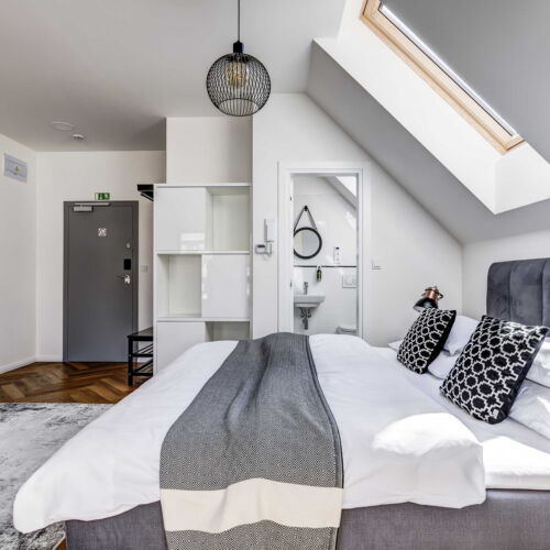 Apartman s koupelnou s vlastní kuchyňkou s manželskou postelí s 1 ložnicí